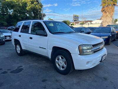 2002 Chevrolet TrailBlazer LS   - Photo 2 - Los Angeles, CA 91306
