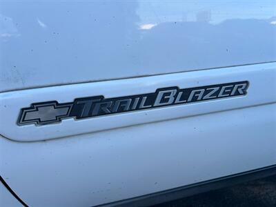 2002 Chevrolet TrailBlazer LS   - Photo 37 - Los Angeles, CA 91306