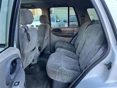 2002 Chevrolet TrailBlazer LS   - Photo 18 - Los Angeles, CA 91306
