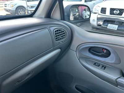 2002 Chevrolet TrailBlazer LS   - Photo 48 - Los Angeles, CA 91306