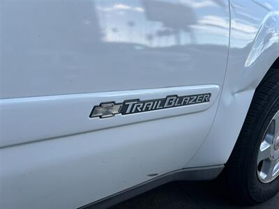 2002 Chevrolet TrailBlazer LS   - Photo 41 - Los Angeles, CA 91306