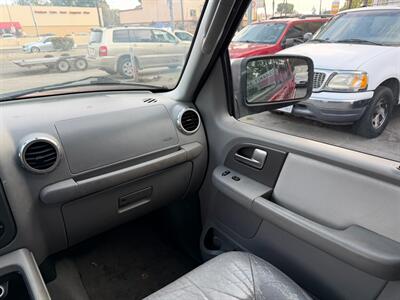 2004 Ford Expedition XLT   - Photo 21 - Los Angeles, CA 91306