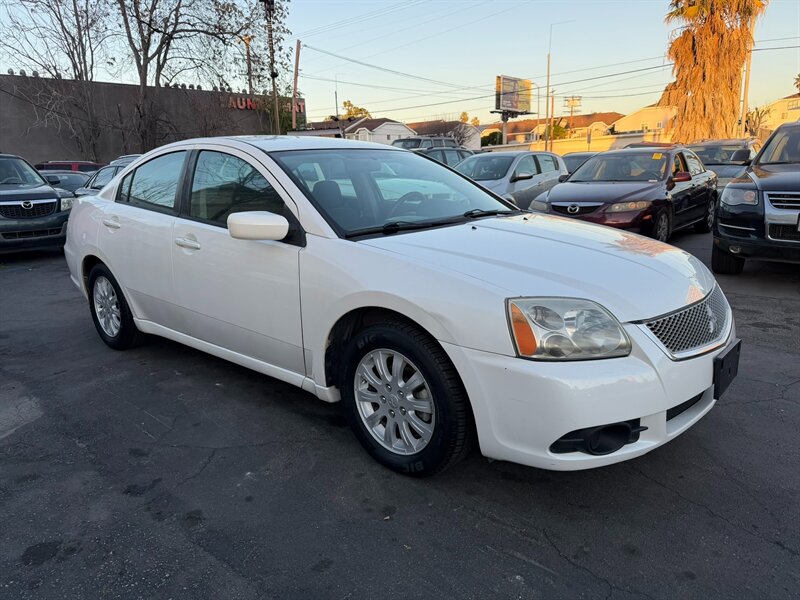2012 Mitsubishi Galant FE  