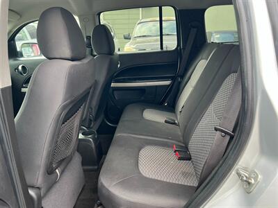2010 Chevrolet HHR LS   - Photo 18 - Los Angeles, CA 91306