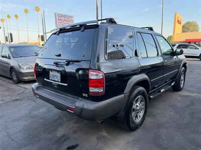2000 Nissan Pathfinder SE   - Photo 7 - Los Angeles, CA 91306