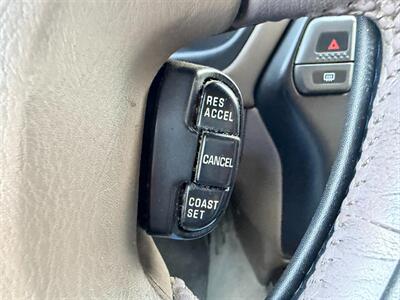 2000 Nissan Pathfinder SE   - Photo 51 - Los Angeles, CA 91306
