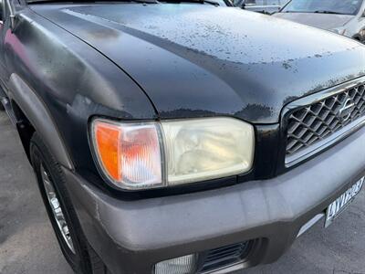 2000 Nissan Pathfinder SE   - Photo 71 - Los Angeles, CA 91306