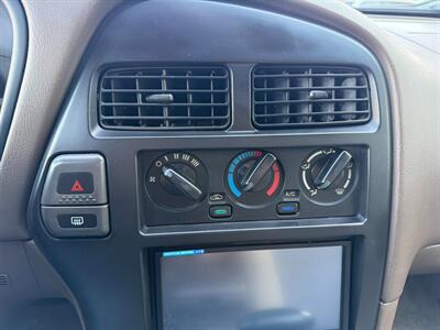 2000 Nissan Pathfinder SE   - Photo 46 - Los Angeles, CA 91306