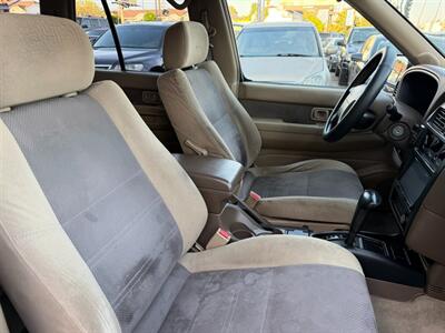 2000 Nissan Pathfinder SE   - Photo 41 - Los Angeles, CA 91306