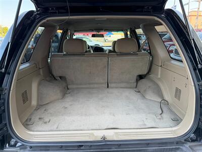 2000 Nissan Pathfinder SE   - Photo 20 - Los Angeles, CA 91306