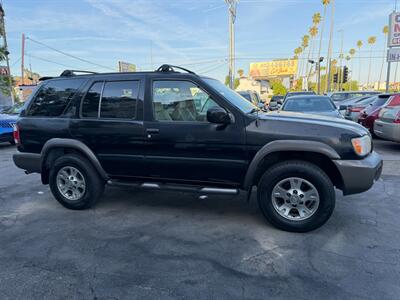 2000 Nissan Pathfinder SE   - Photo 3 - Los Angeles, CA 91306