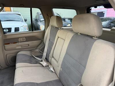 2000 Nissan Pathfinder SE   - Photo 19 - Los Angeles, CA 91306