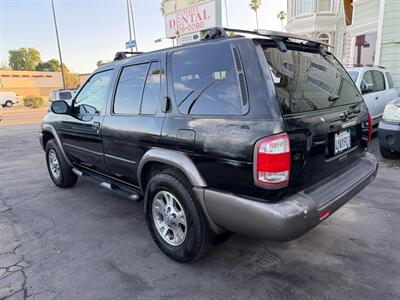 2000 Nissan Pathfinder SE   - Photo 31 - Los Angeles, CA 91306