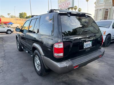2000 Nissan Pathfinder SE   - Photo 9 - Los Angeles, CA 91306