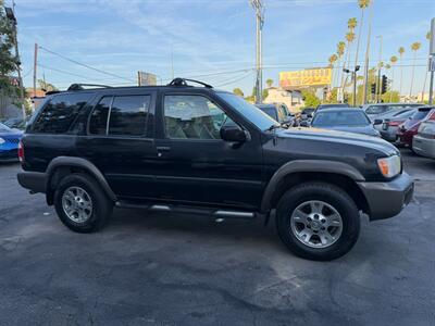 2000 Nissan Pathfinder SE   - Photo 35 - Los Angeles, CA 91306