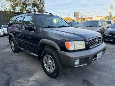 2000 Nissan Pathfinder SE   - Photo 1 - Los Angeles, CA 91306