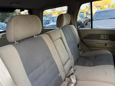 2000 Nissan Pathfinder SE   - Photo 43 - Los Angeles, CA 91306