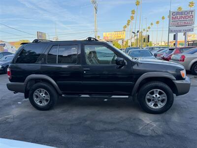 2000 Nissan Pathfinder SE   - Photo 4 - Los Angeles, CA 91306