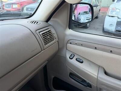 2002 Ford Explorer Limited   - Photo 49 - Los Angeles, CA 91306