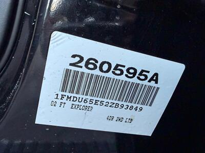 2002 Ford Explorer Limited   - Photo 58 - Los Angeles, CA 91306