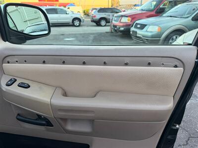 2002 Ford Explorer Limited   - Photo 81 - Los Angeles, CA 91306