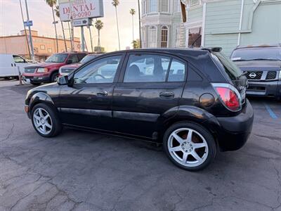 2006 Kia Rio5 SX - Photo 30 - Los Angeles, CA 91306