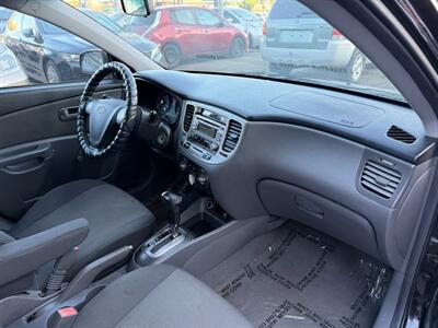 2006 Kia Rio5 SX - Photo 38 - Los Angeles, CA 91306