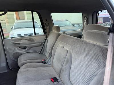 1999 Ford Expedition XLT   - Photo 18 - Los Angeles, CA 91306