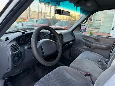 1999 Ford Expedition XLT   - Photo 15 - Los Angeles, CA 91306