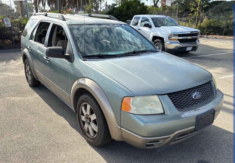2006 Ford Freestyle SE  