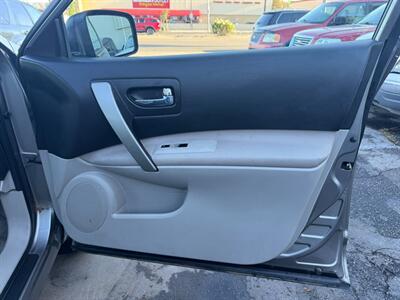 2009 Nissan Rogue S   - Photo 40 - Los Angeles, CA 91306