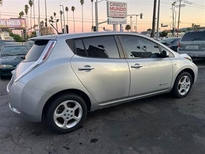 2011 Nissan LEAF SL   - Photo 34 - Los Angeles, CA 91306