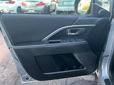 2013 Mazda Mazda5 Sport   - Photo 15 - Los Angeles, CA 91306