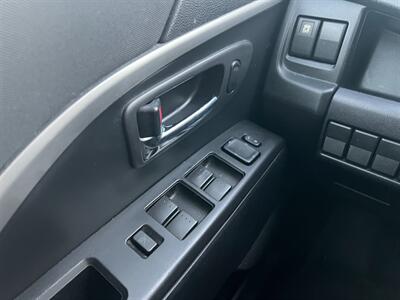 2013 Mazda Mazda5 Sport   - Photo 52 - Los Angeles, CA 91306