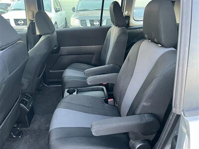 2013 Mazda Mazda5 Sport   - Photo 20 - Los Angeles, CA 91306