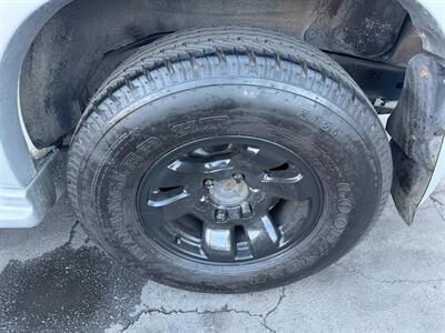 1998 Toyota 4Runner Limited - Photo 13 - Los Angeles, CA 91306