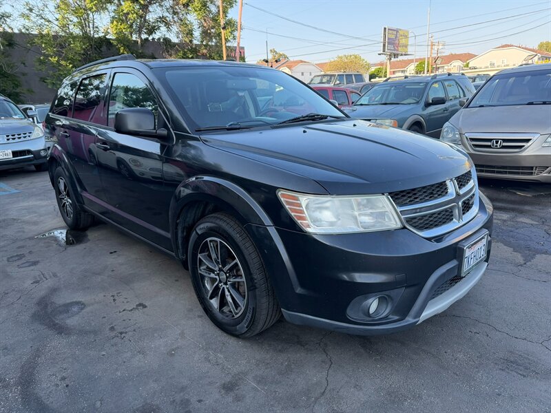 2012 Dodge Journey SXT   - Photo 1 - Los Angeles, CA 91306