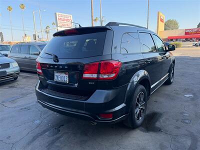 2012 Dodge Journey SXT   - Photo 8 - Los Angeles, CA 91306