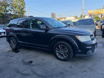 2012 Dodge Journey SXT   - Photo 3 - Los Angeles, CA 91306
