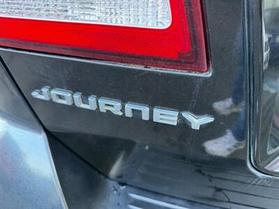 2012 Dodge Journey SXT   - Photo 37 - Los Angeles, CA 91306