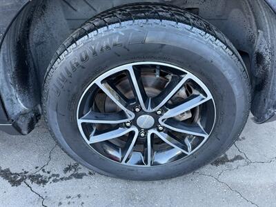 2012 Dodge Journey SXT   - Photo 13 - Los Angeles, CA 91306