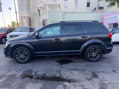 2012 Dodge Journey SXT   - Photo 11 - Los Angeles, CA 91306