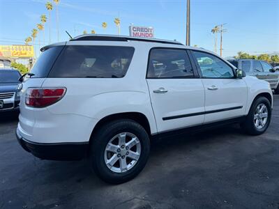 2008 Saturn Outlook XE   - Photo 6 - Los Angeles, CA 91306