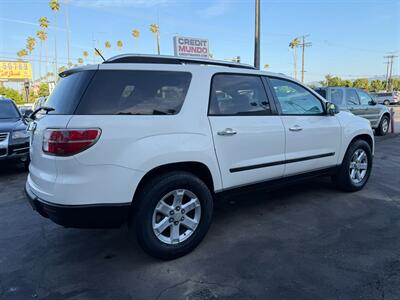 2008 Saturn Outlook XE   - Photo 32 - Los Angeles, CA 91306