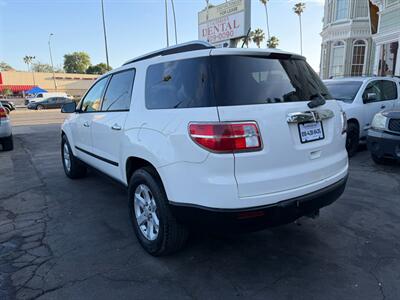 2008 Saturn Outlook XE   - Photo 29 - Los Angeles, CA 91306