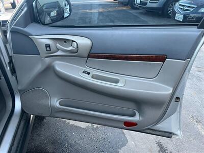 2005 Chevrolet Impala   - Photo 41 - Los Angeles, CA 91306