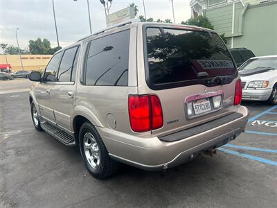 2002 Lincoln Navigator   - Photo 10 - Los Angeles, CA 91306