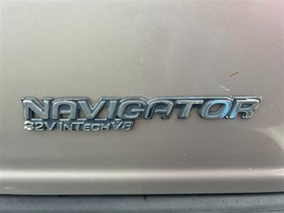 2002 Lincoln Navigator   - Photo 41 - Los Angeles, CA 91306