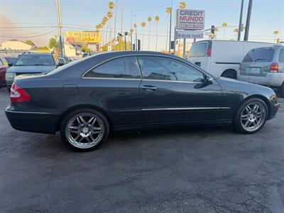 2005 Mercedes-Benz CLK CLK 320   - Photo 5 - Los Angeles, CA 91306
