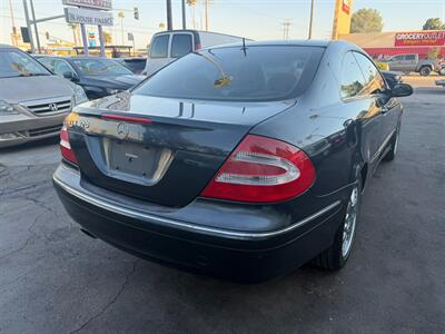 2005 Mercedes-Benz CLK CLK 320   - Photo 8 - Los Angeles, CA 91306